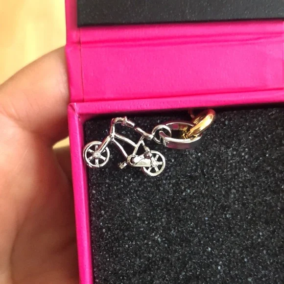 New juicy couture charm lipstick and ice cream and bike and ski goggles char - Picture 7 of 7